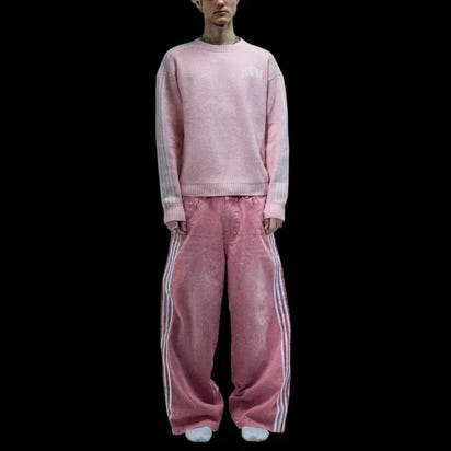 Embroidered Baggy Jeans™